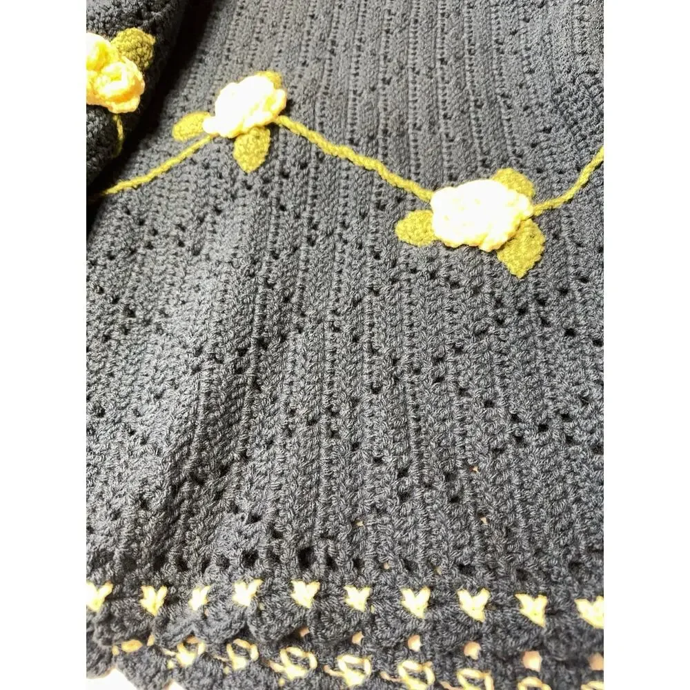 Vintage Crochet Floral Afghan Throw Blue Yellow Flowers 57x67 Cottagecore‎